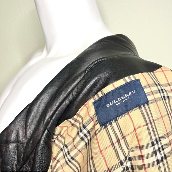 BURBERRY $2,995 men’s vintage black leather motorcycle jacket - Picture 5 of 12